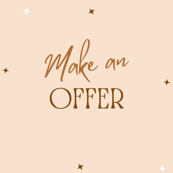 Welcome to my closet! 🫶 - Picture 5 of 5